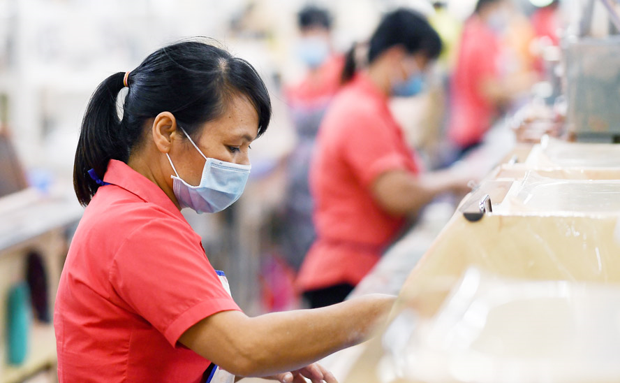 Bảo vệ người lao động thế nào trước làn sóng cắt giảm nhân sự cuối năm? (19/11/2022)